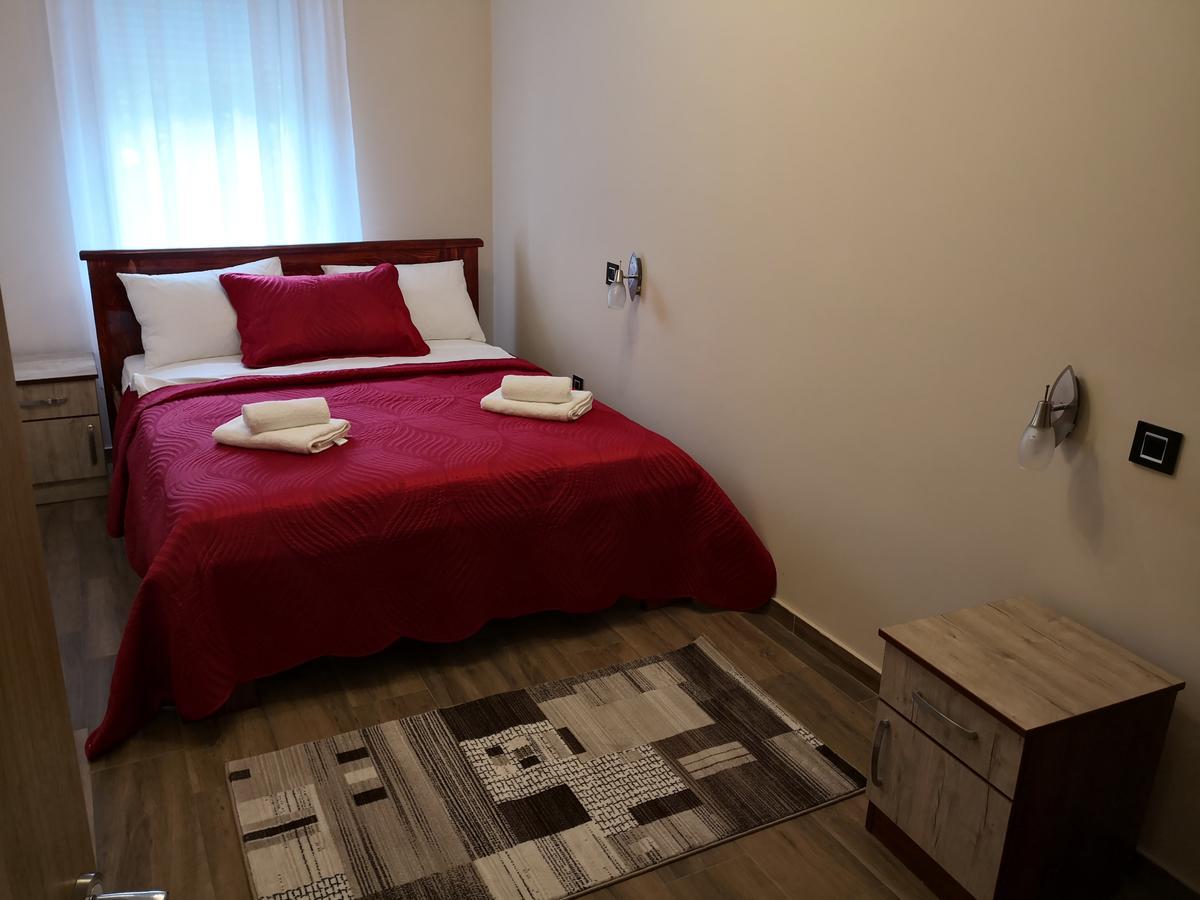Konak Kutko Pančevo Buitenkant foto