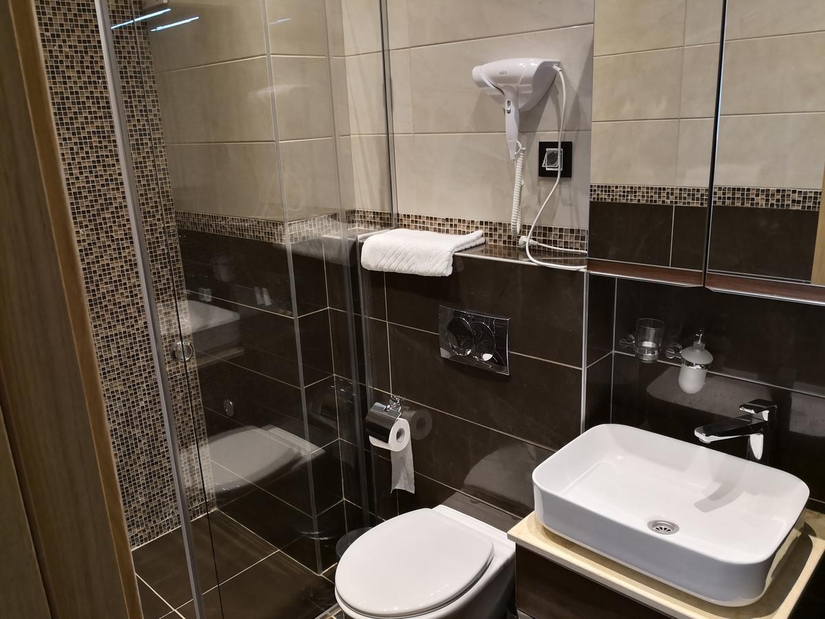 Konak Kutko Pančevo Buitenkant foto